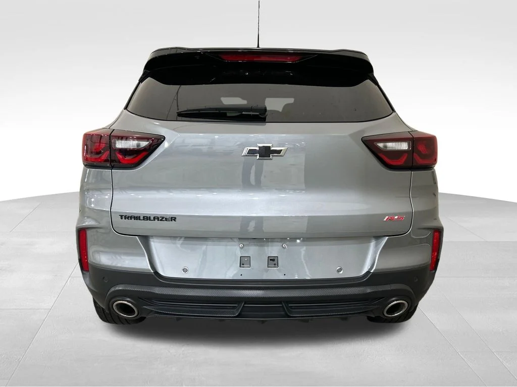 Used 2024 Gray Chevrolet RS image 4