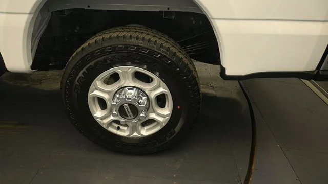 New 2026 Oxford White Ford F-350® XLT image 9