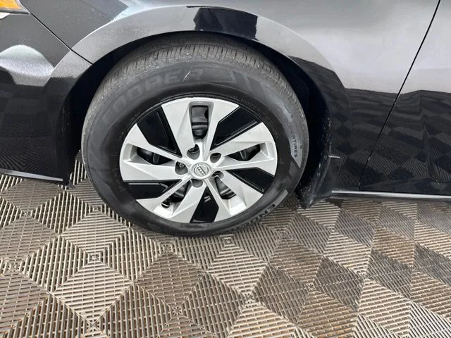 Used 2023 Black Nissan 2.5 S image 26