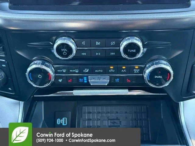 Used 2023 Agate Black Metallic Ford Platinum image 33