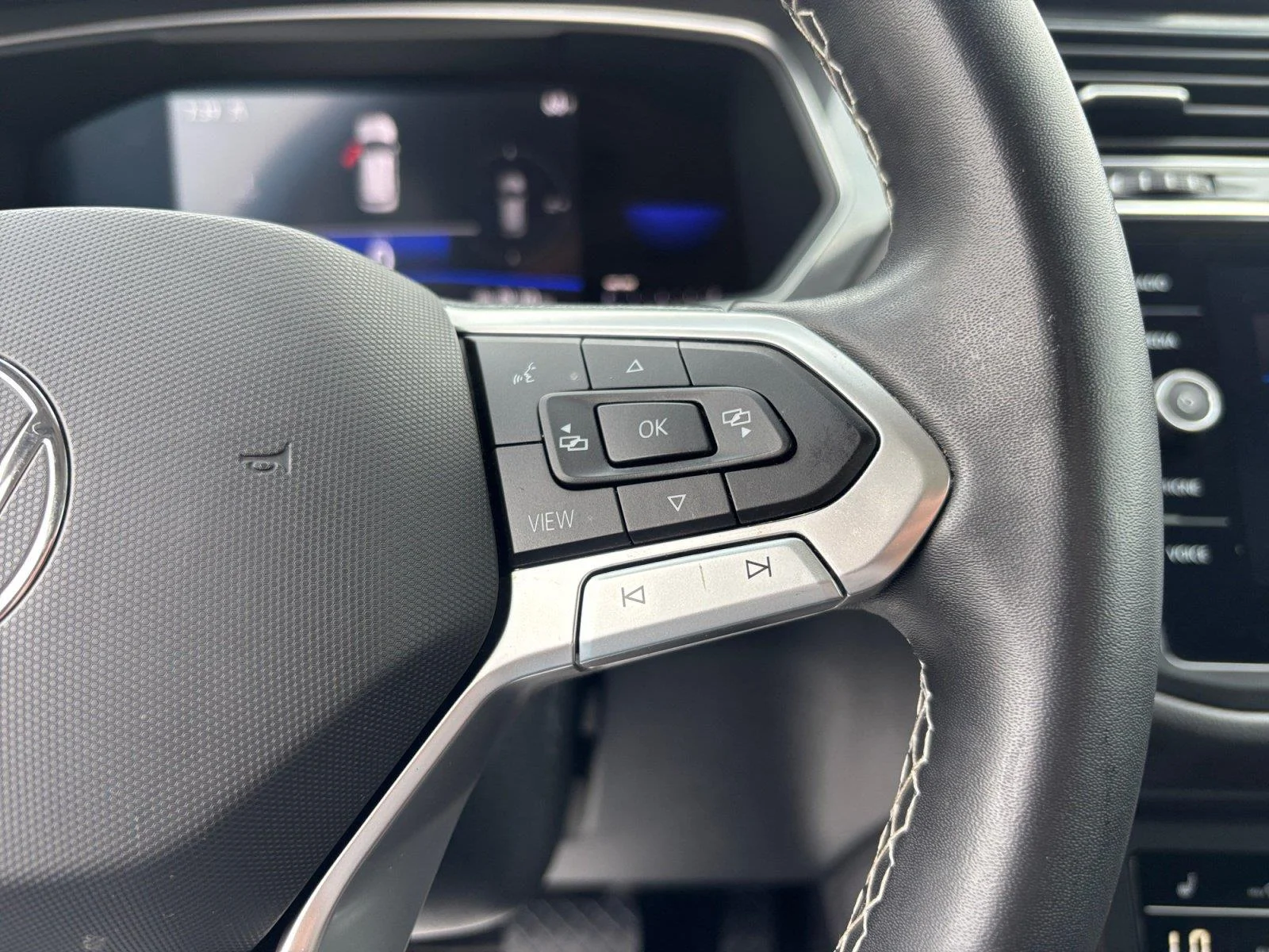 2023 Volkswagen Tiguan SE - Photo 27