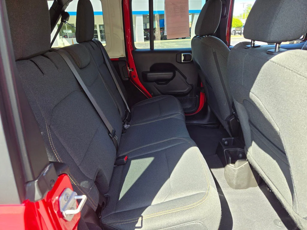 Used 2025 Red Jeep 4-Door Summit 4x4 image 10