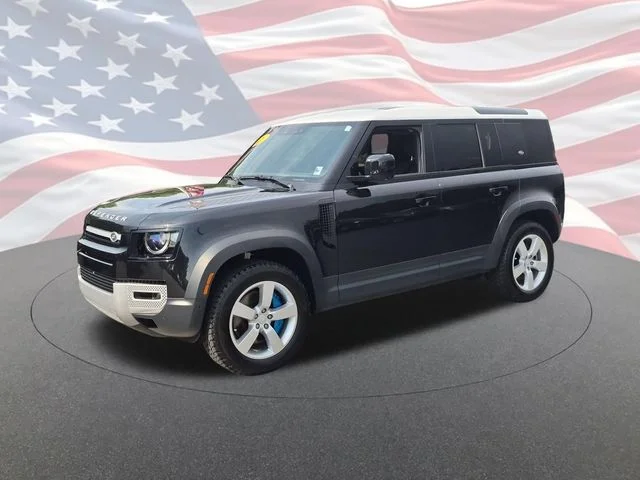 Used 2024  Land Rover SE image 7
