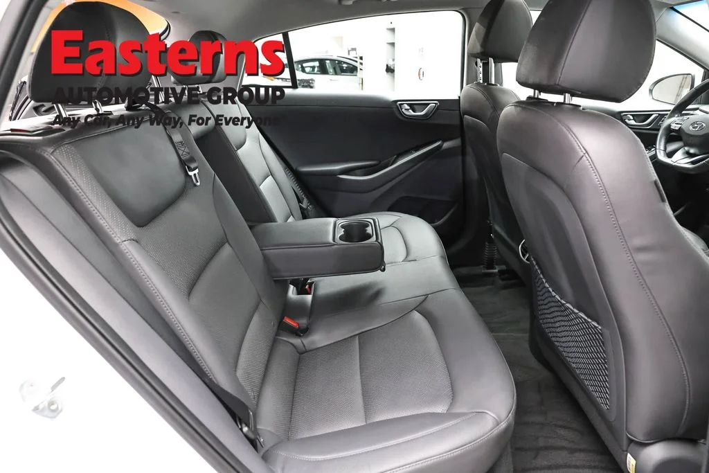 Used 2021 White Hyundai Limited image 26