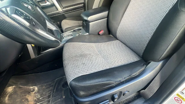 Used 2017 White Toyota SR5 image 18