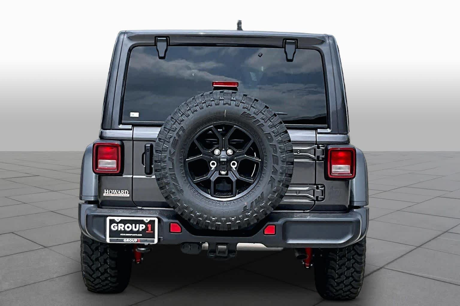 New 2026 Granite Crystal Metallic Clear-Coat Exterior Paint Jeep Willys image 5