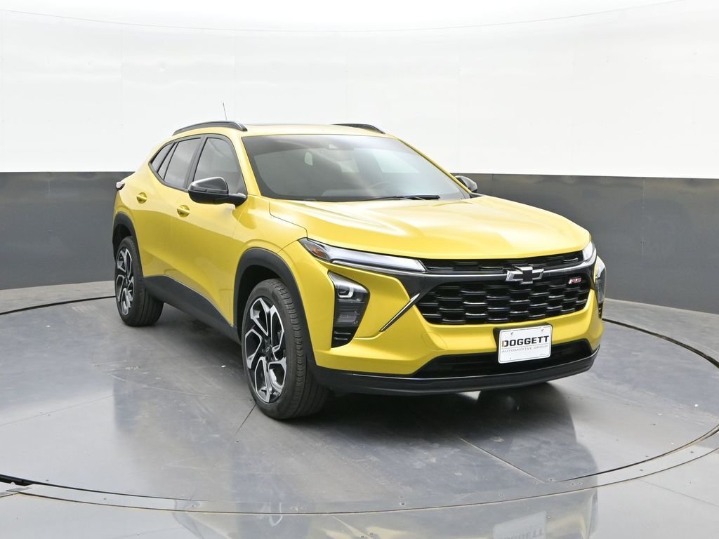Used 2024 Yellow Chevrolet 2RS image 22