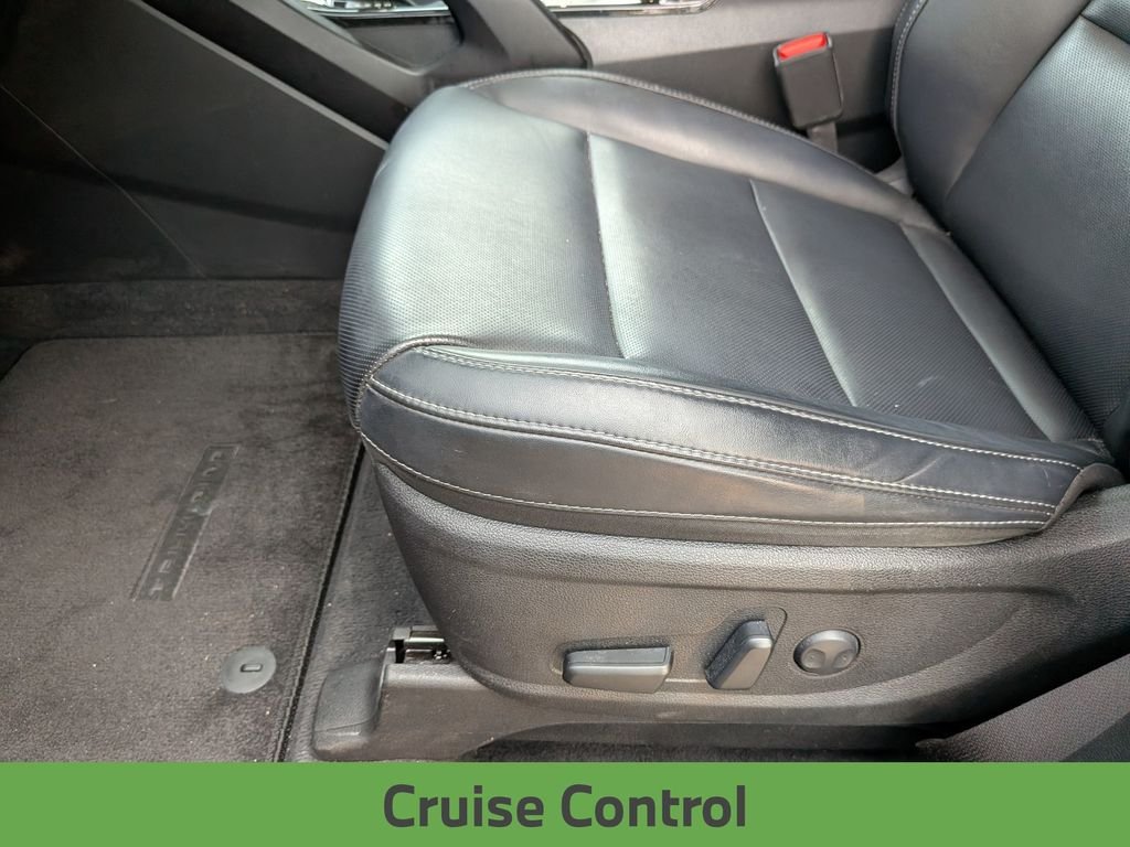 Used 2024 Black Kia S image 16