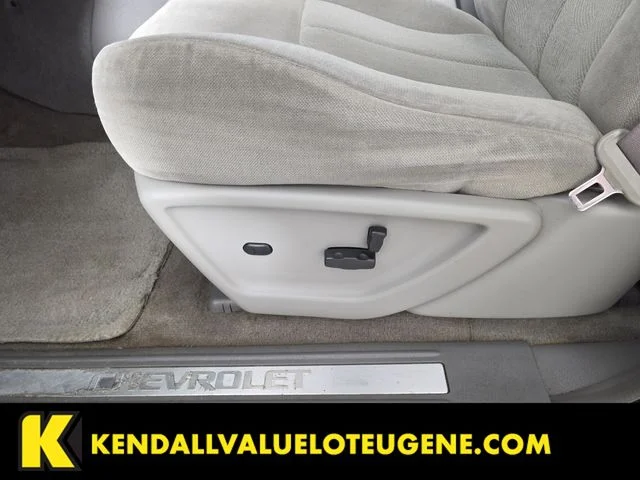Used 2007 Gray Chevrolet LS image 22