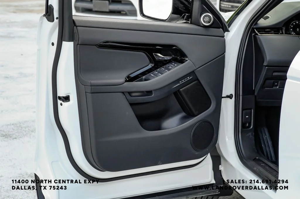 Used 2026 White Land Rover S image 43