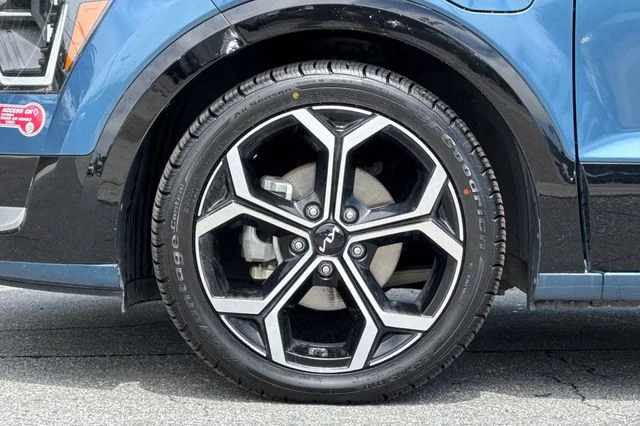 Used 2023 Blue Kia SX image 34