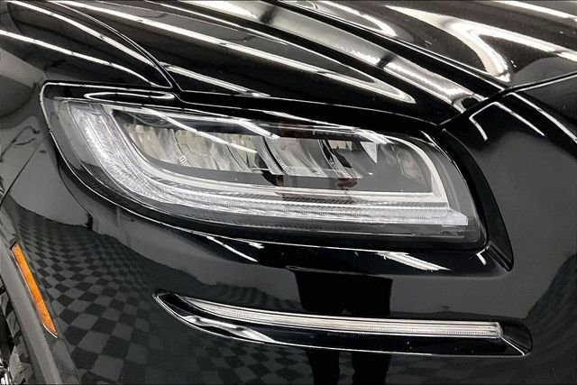Used 2023 Black Metallic Lincoln Reserve image 33