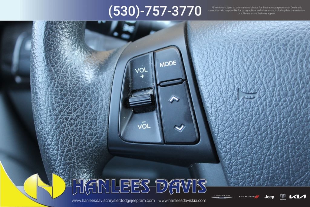 Used 2012 Black Kia LX image 26