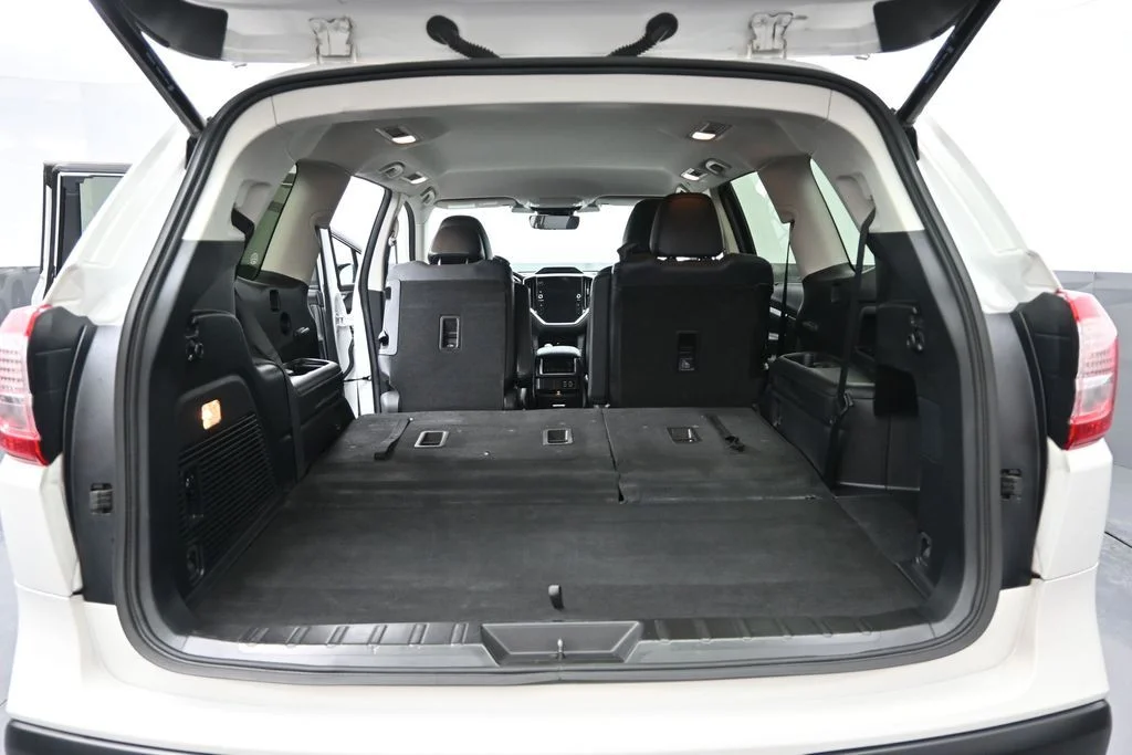 Used 2023 White Subaru Limited image 19