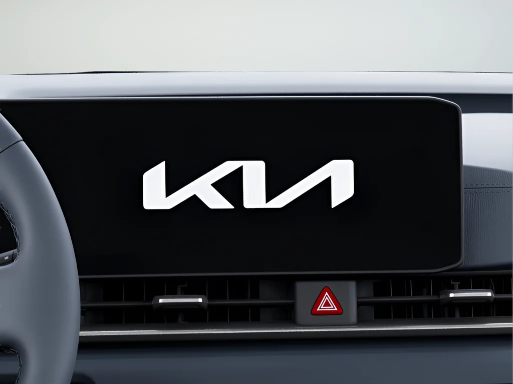 New 2026 Snow White Pearl Kia EX image 16