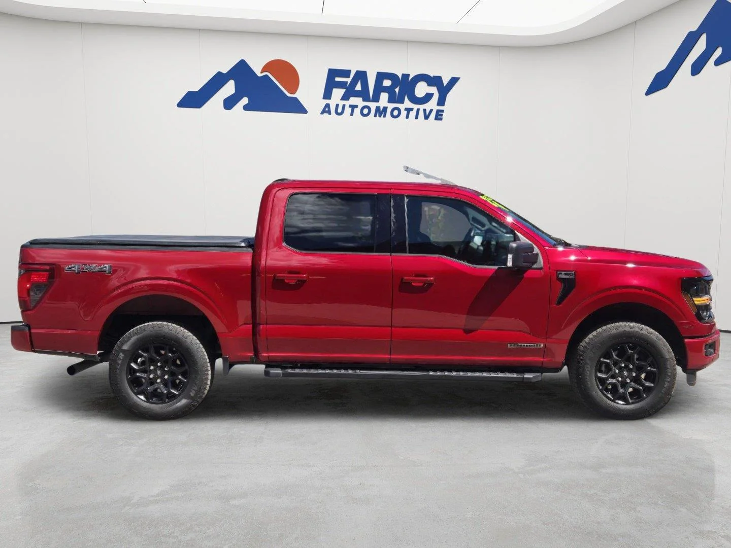 Used 2024 Rapid Red Metallic Tinted Clearcoat Ford XLT image 5