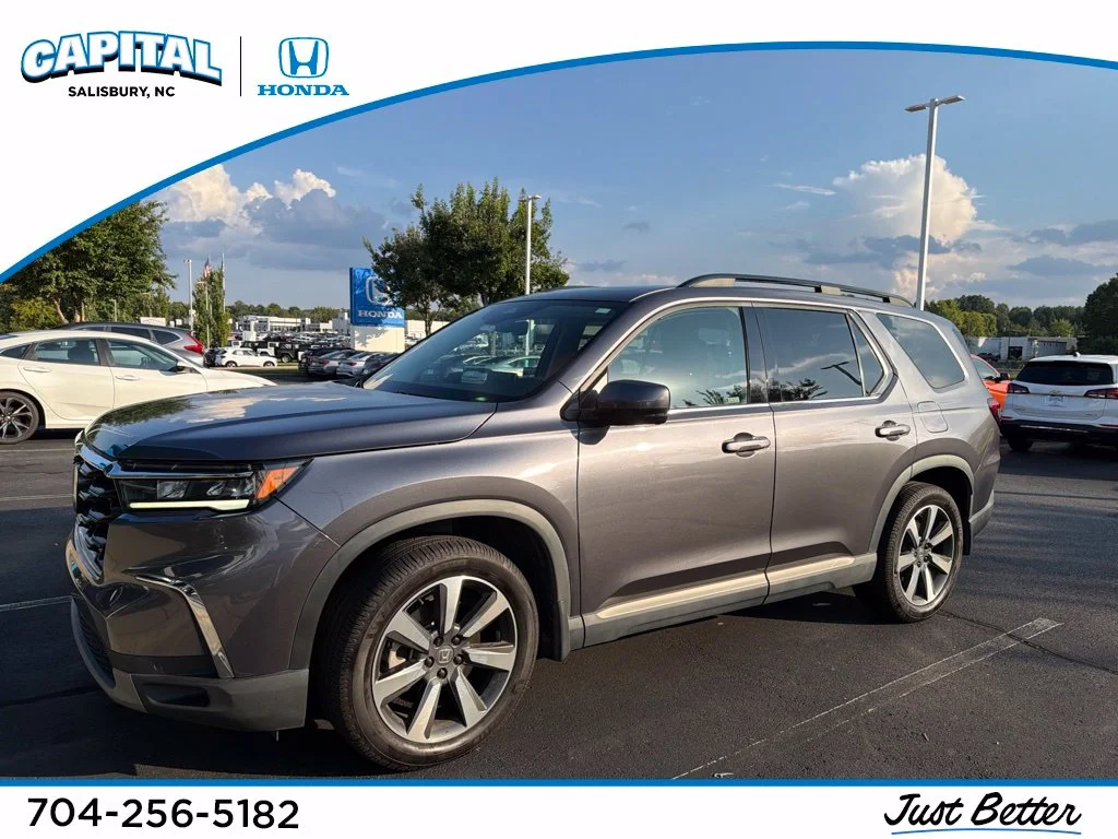 Used 2023 Gray Honda Touring image 1