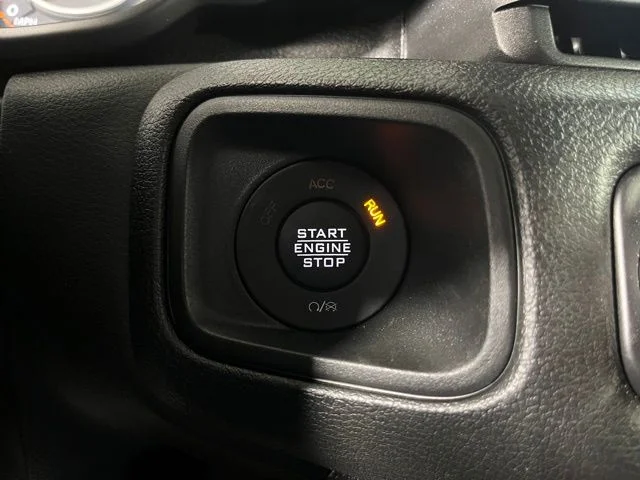 Used 2026 Green Jeep Sport S image 25