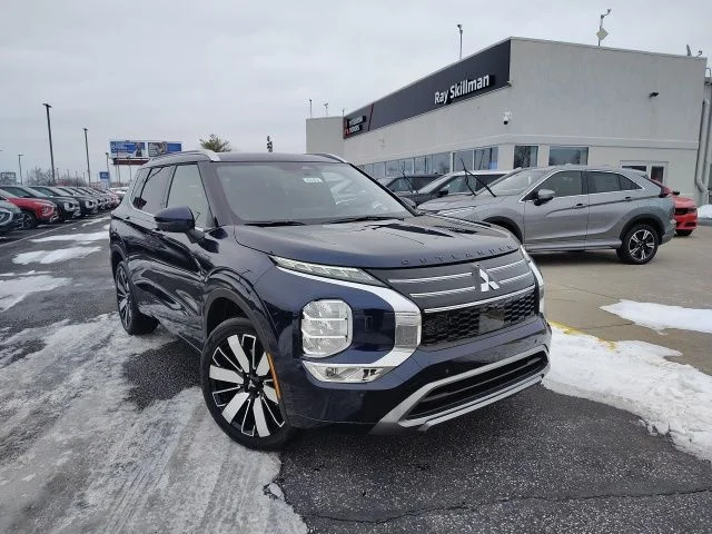 2026 Mitsubishi Outlander SEL S-AWC's photo