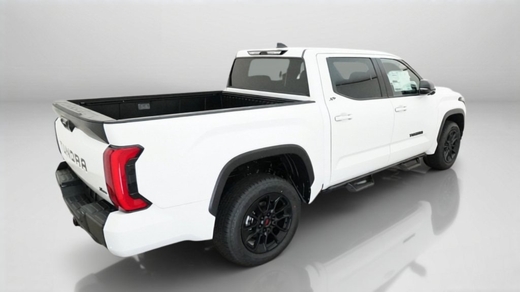 New 2026 Ice Cap Toyota SR5 image 9