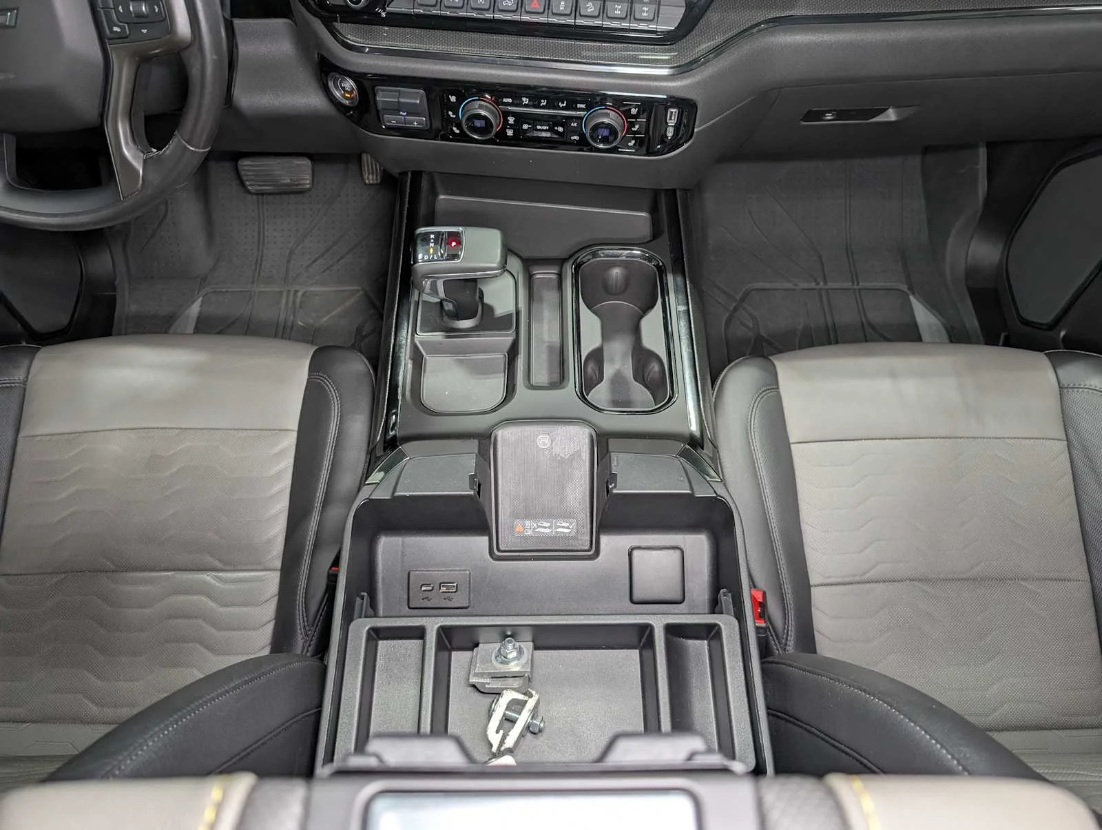 Used 2023 Sand Dune Metallic Chevrolet ZR2 image 20