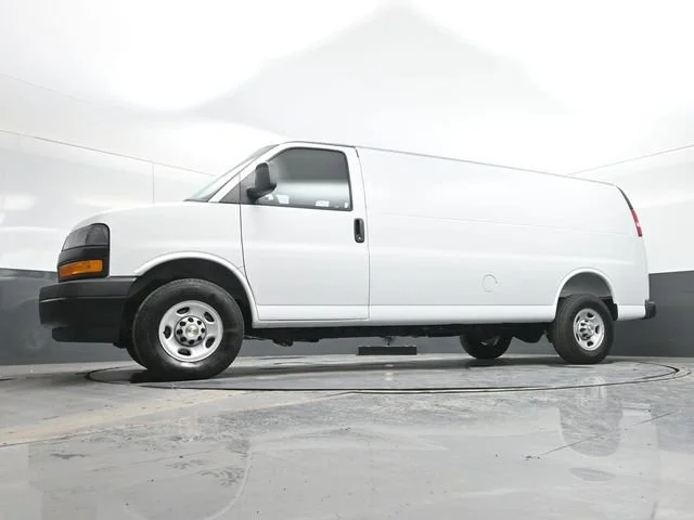 2026 Chevrolet Express Cargo Work Van - Photo 21