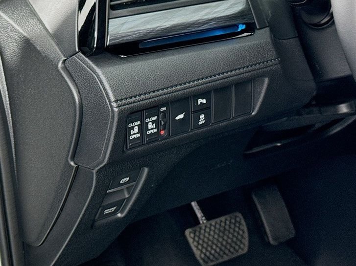 2026 Honda Odyssey Elite - Photo 15