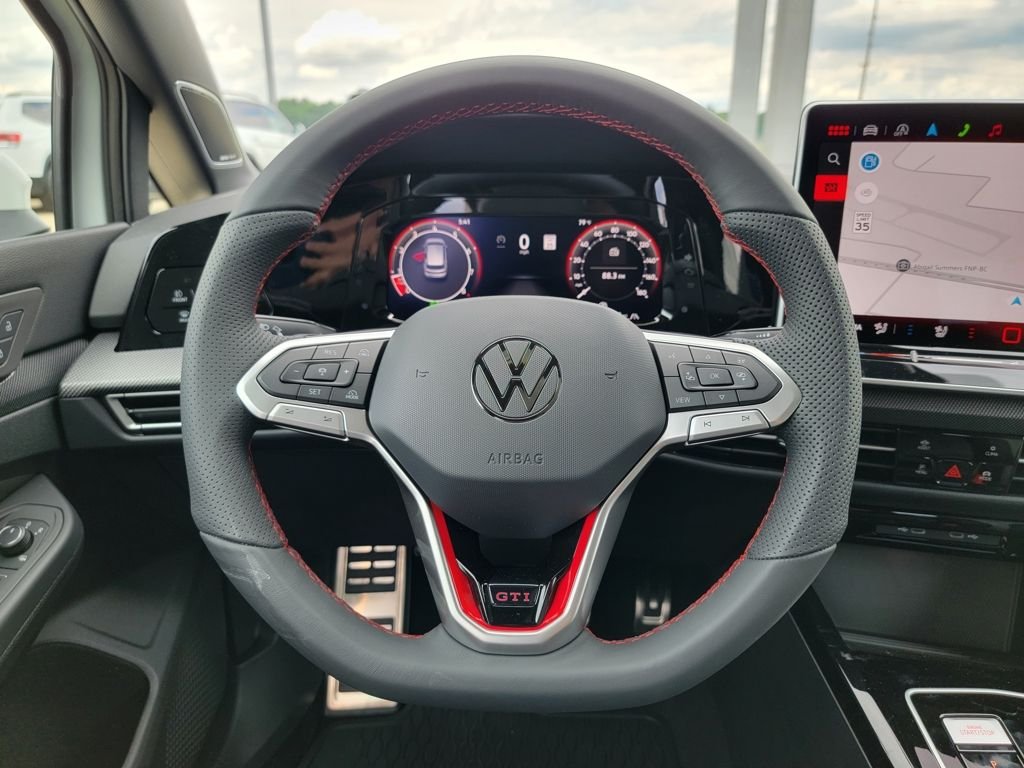 2025 Volkswagen Golf GTI SE - Photo 29