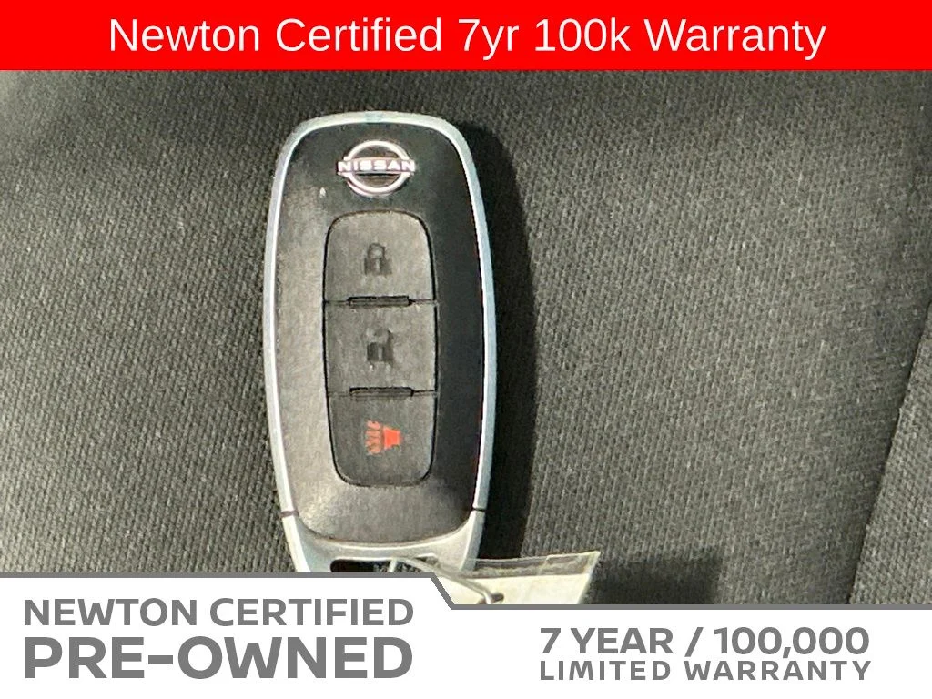 Certified Used 2025 Everest White Pearl Nissan S image 31