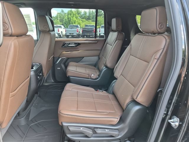 2026 Chevrolet Suburban High Country - Photo 28