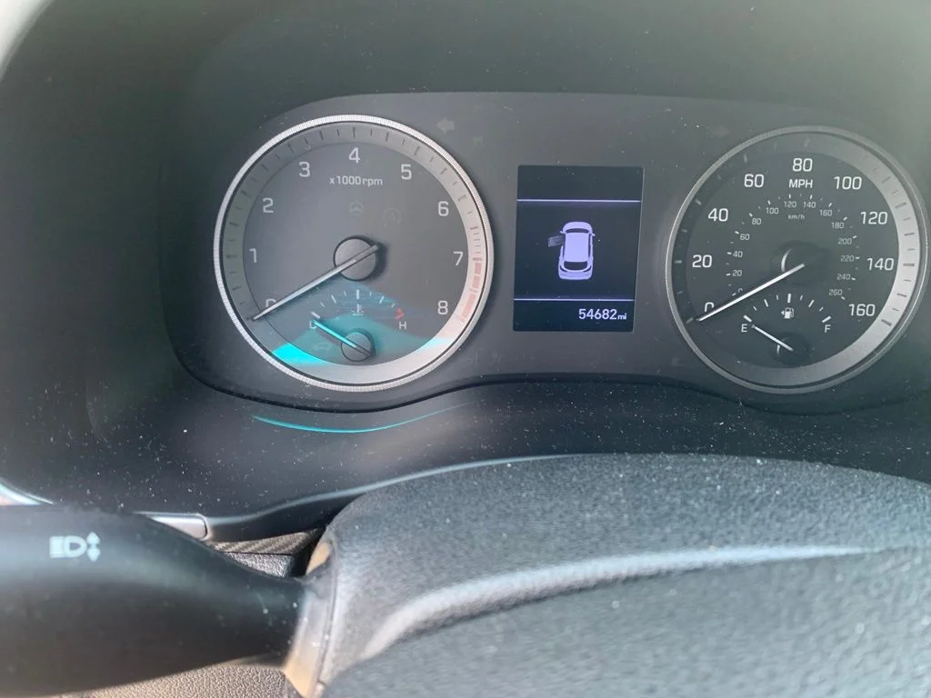 Used 2021 Blue Hyundai Value image 4