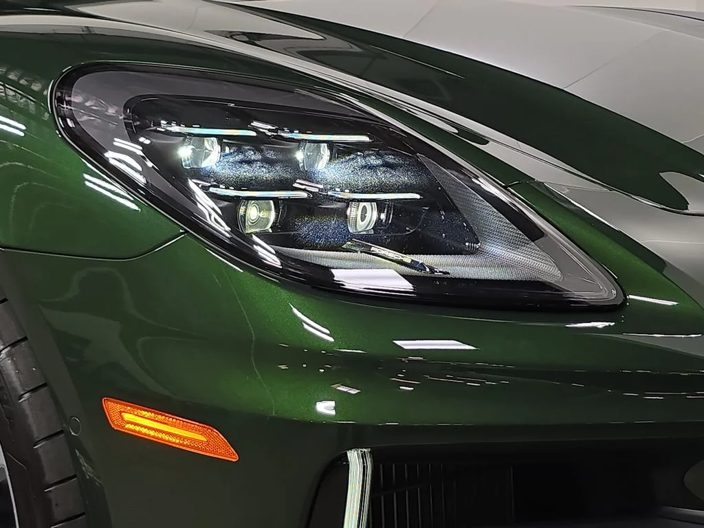 New 2026 Oak Green Metallic Neo Porsche 4 image 12