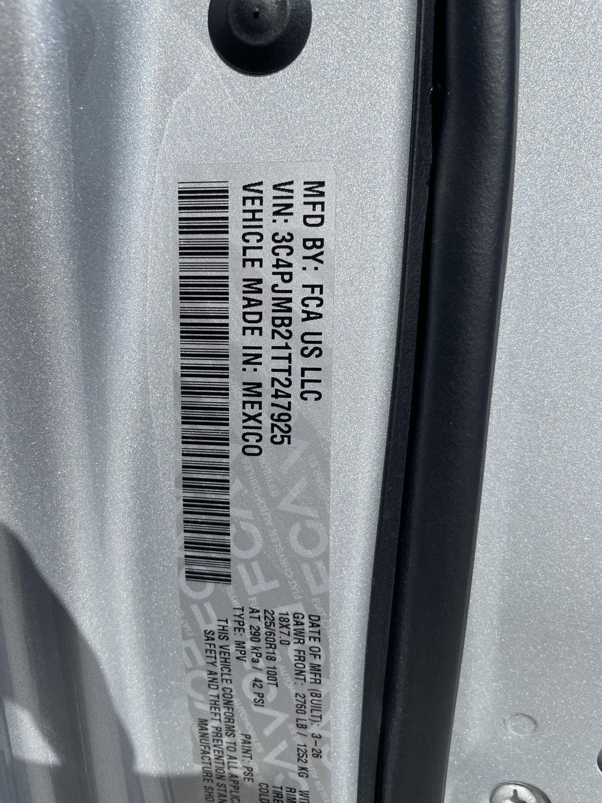 Used 2026 Silver Zynith Clearcoat Jeep Limited image 30