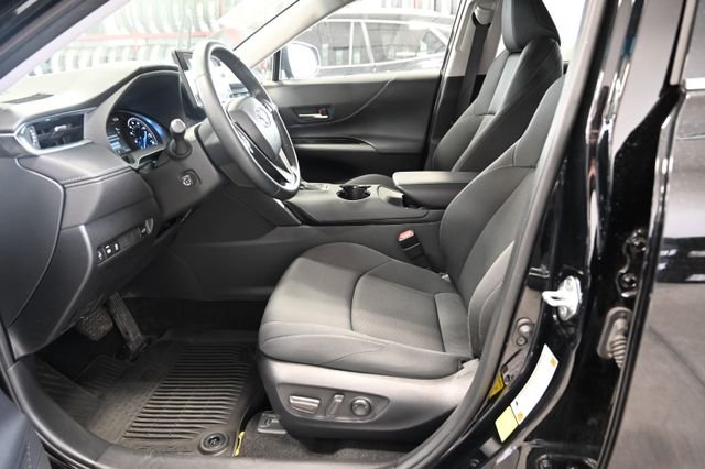 2023 Toyota Venza LE - Photo 10