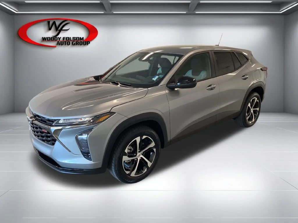 New 2026 Sterling Gray Metallic Chevrolet 1RS image 2