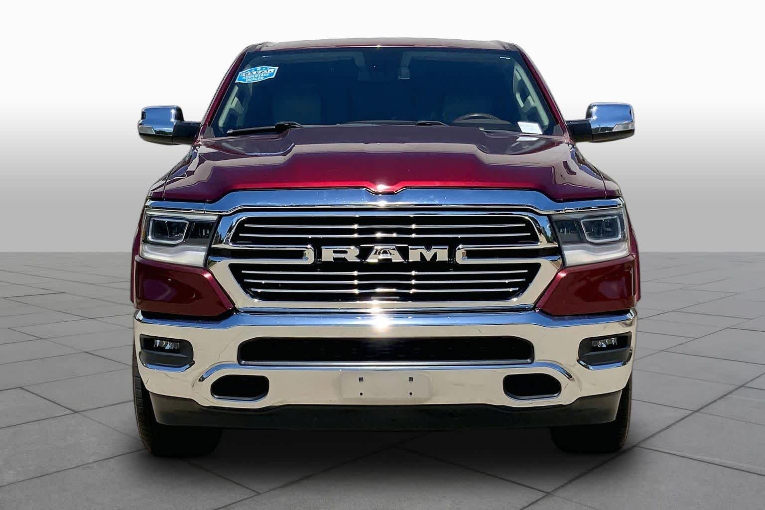 Used 2019 Delmonico Red Pearlcoat Ram Laramie image 4