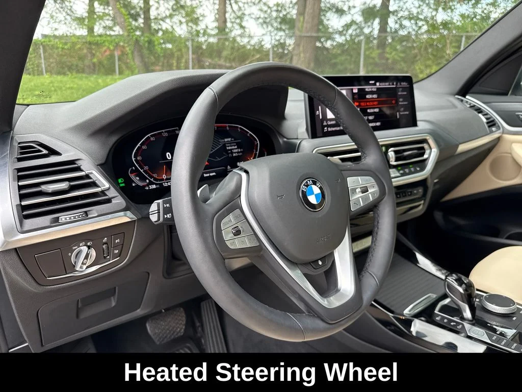 Used 2023 Black BMW xDrive30i image 14