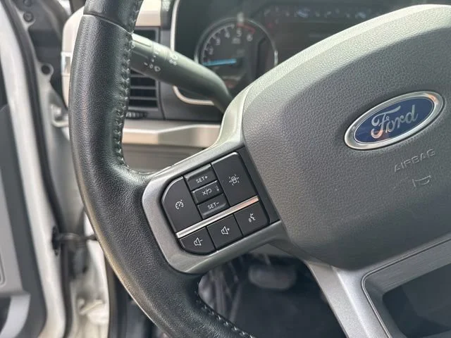 Used 2021 Oxford White Ford XLT image 21