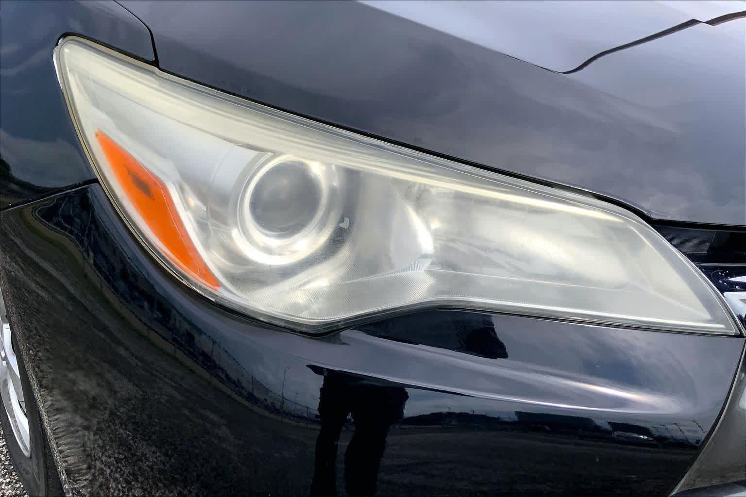 Used 2015 Attitude Black Toyota LE image 27