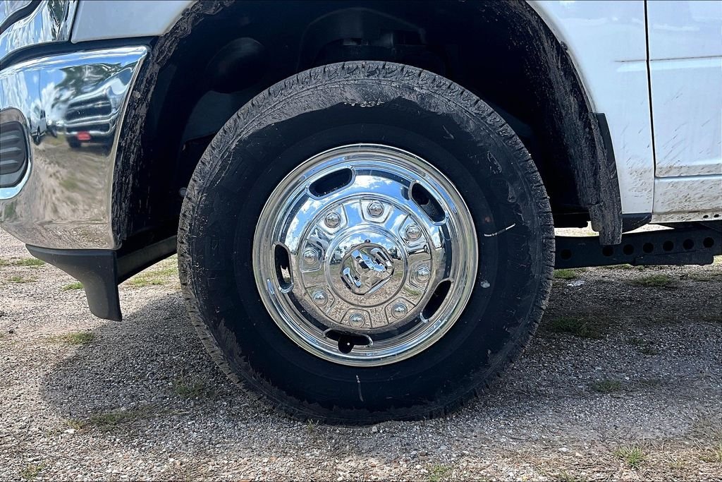 New 2024 Ram 3500 Tradesman 4D Crew Cab