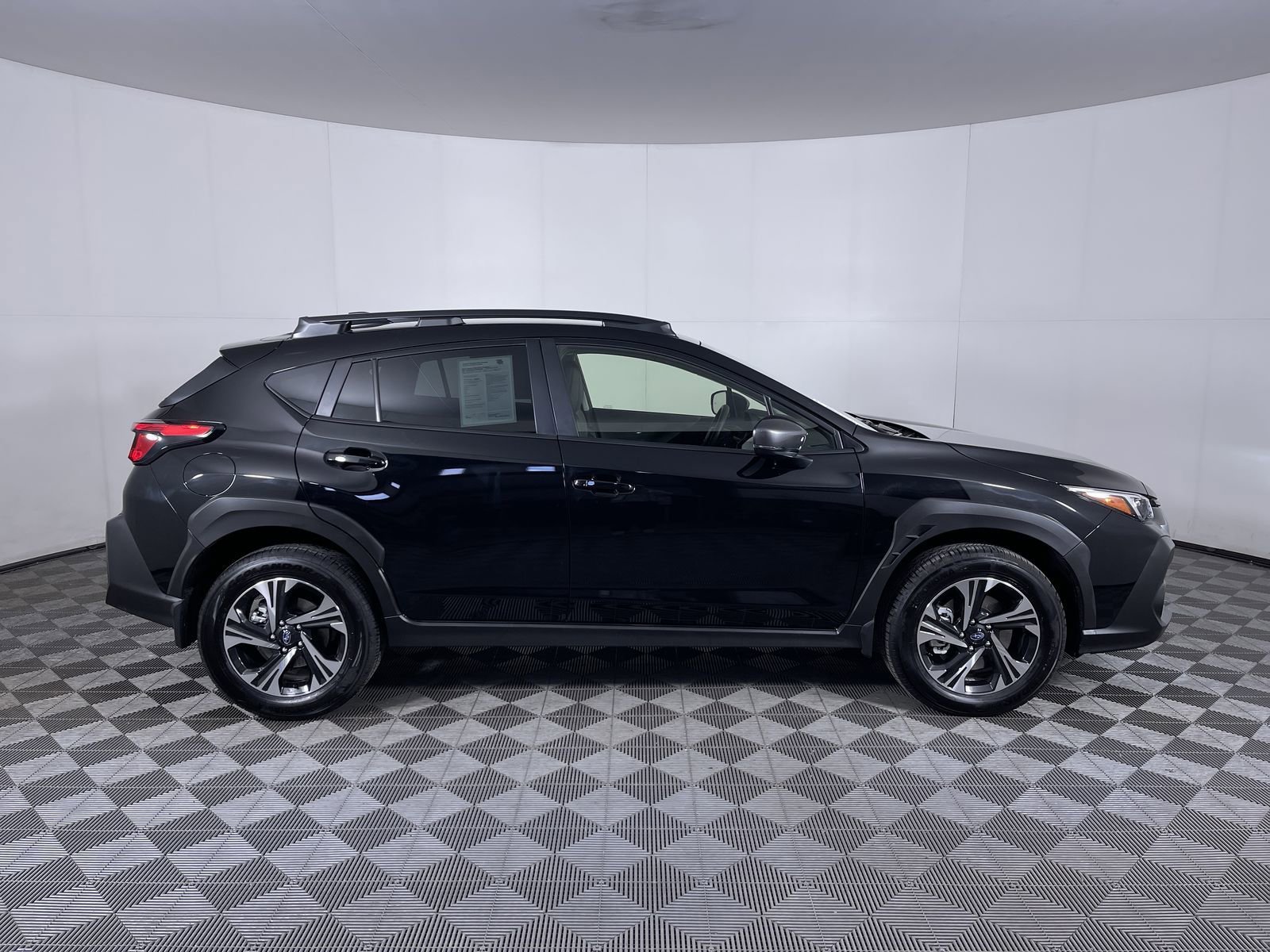 Used 2024 Crystal Black Silica Subaru Premium image 10