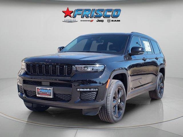 New 2025 Diamond Black Crystal Pearl-Coat Exterior Paint Jeep Limited image 3
