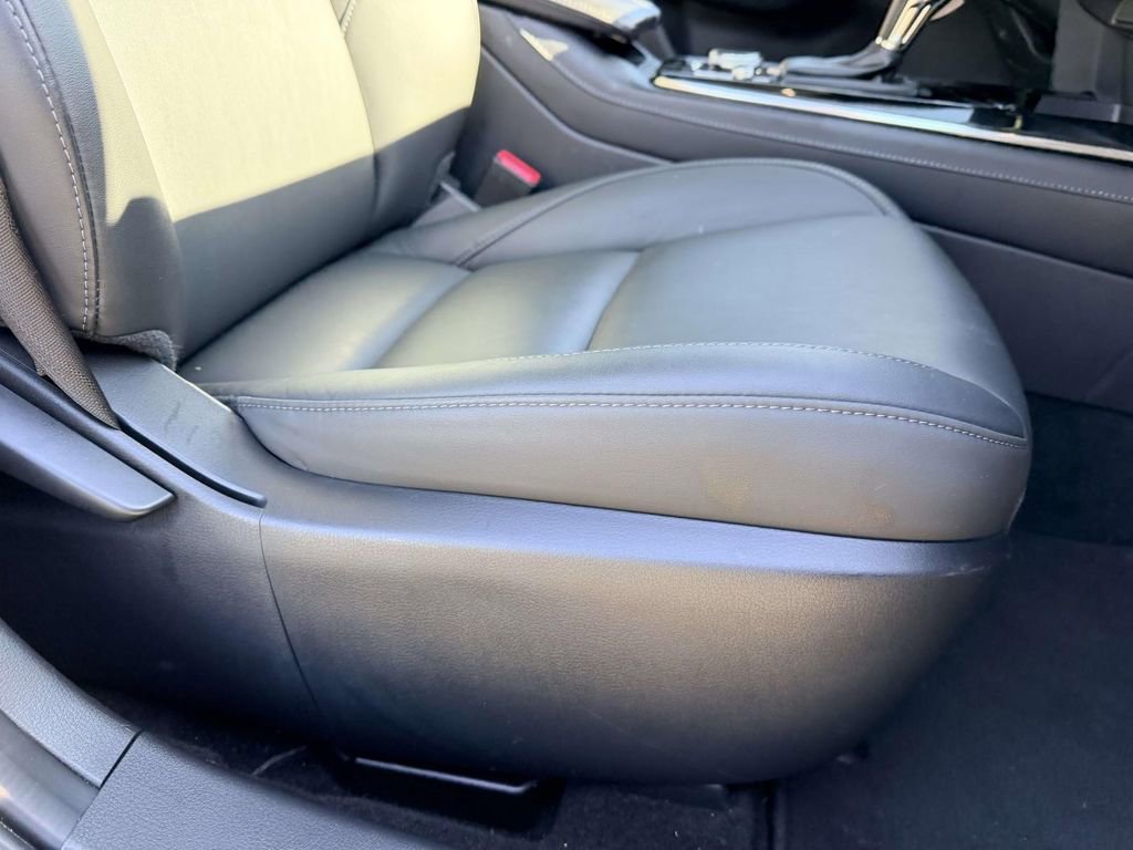 Used 2025 Machine Gray Metallic Mazda 2.5 S Preferred Package image 11