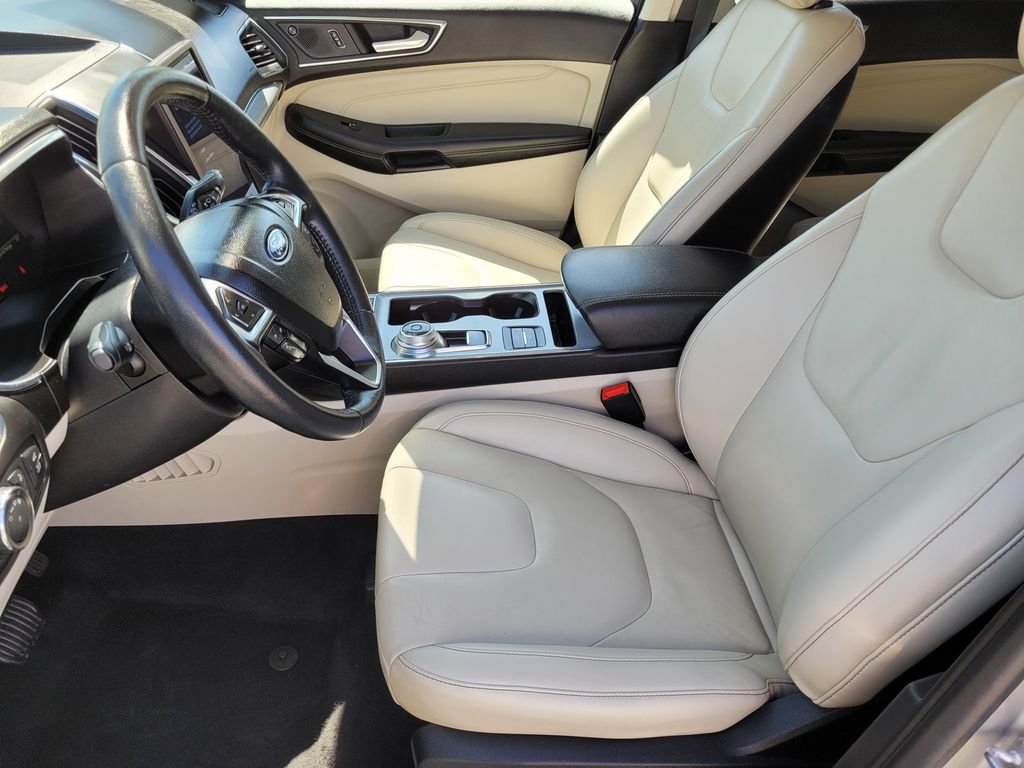 Used 2021 Silver Ford Titanium image 16