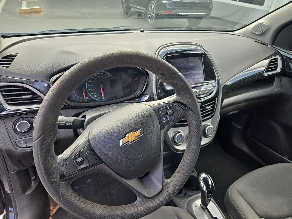 Used 2019 Black Chevrolet 1LT image 8