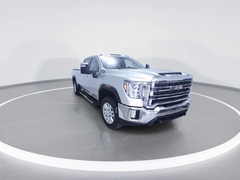 Used 2023 Silver GMC SLT image 3