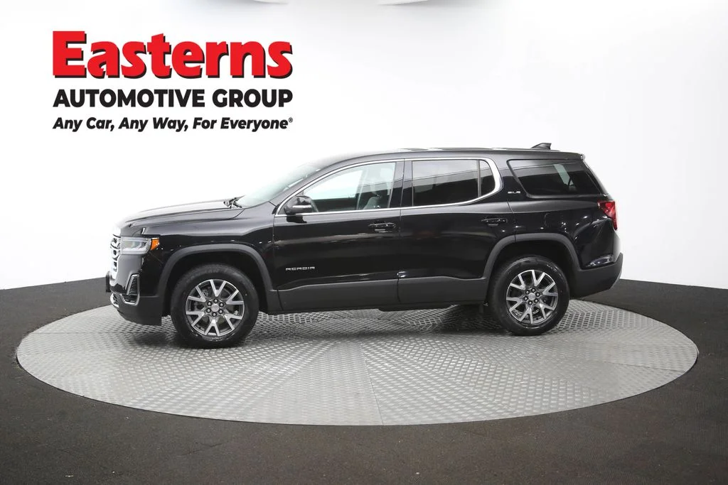 Used 2022 Black GMC SLE image 59