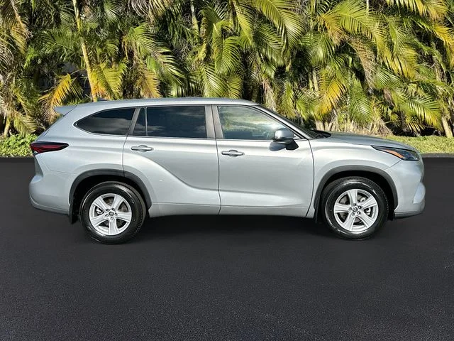 Used 2024 Silver Toyota LE image 3