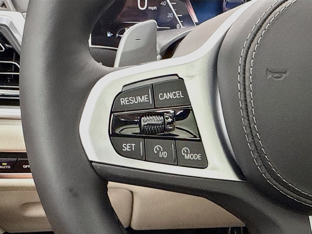 New 2027 Gray Metallic BMW xDrive40i image 11