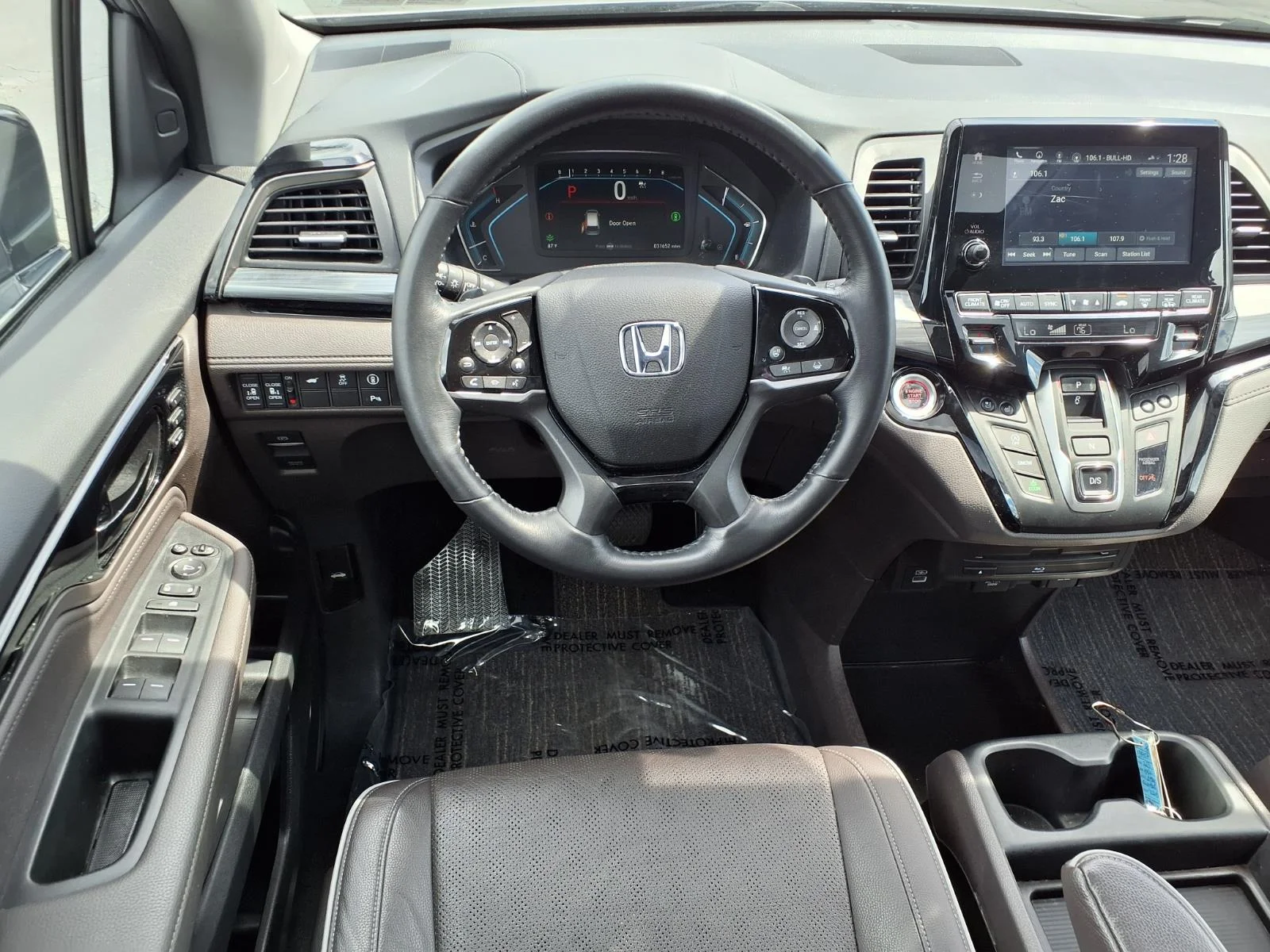 Used 2023 Lunar Silver Metallic Honda Elite image 8